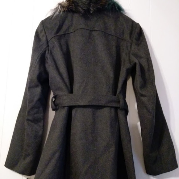 Sam Edelman Women's Button-off Faux Fur Collar Wool Coat - Picture 6 of 7